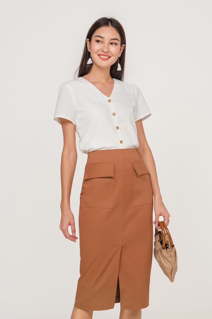Gabby front pleat midi skirt – free PDF sewing pattern – Tiana's