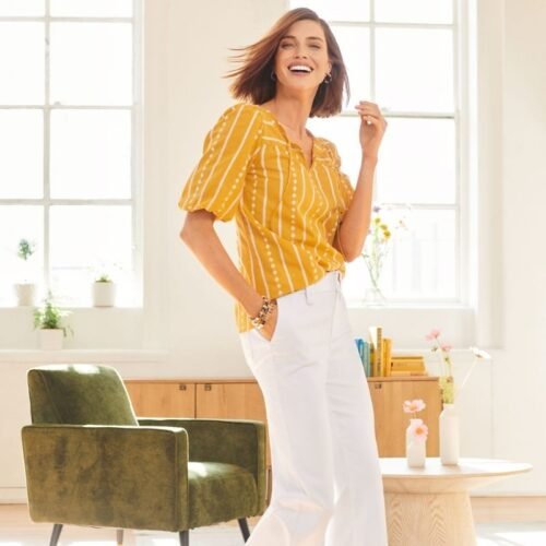 Paloma split neck puff sleeve blouse - Image 4