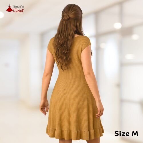 Delphin cap sleeve ruffle hem knit dress - Image 4